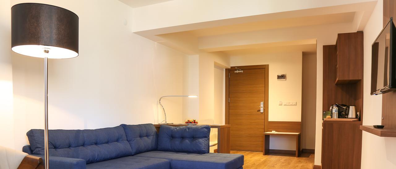 Tn&Co Exclusive Cip Suites And Primeclass Rooms (Adults Only) มูกลา ภายนอก รูปภาพ