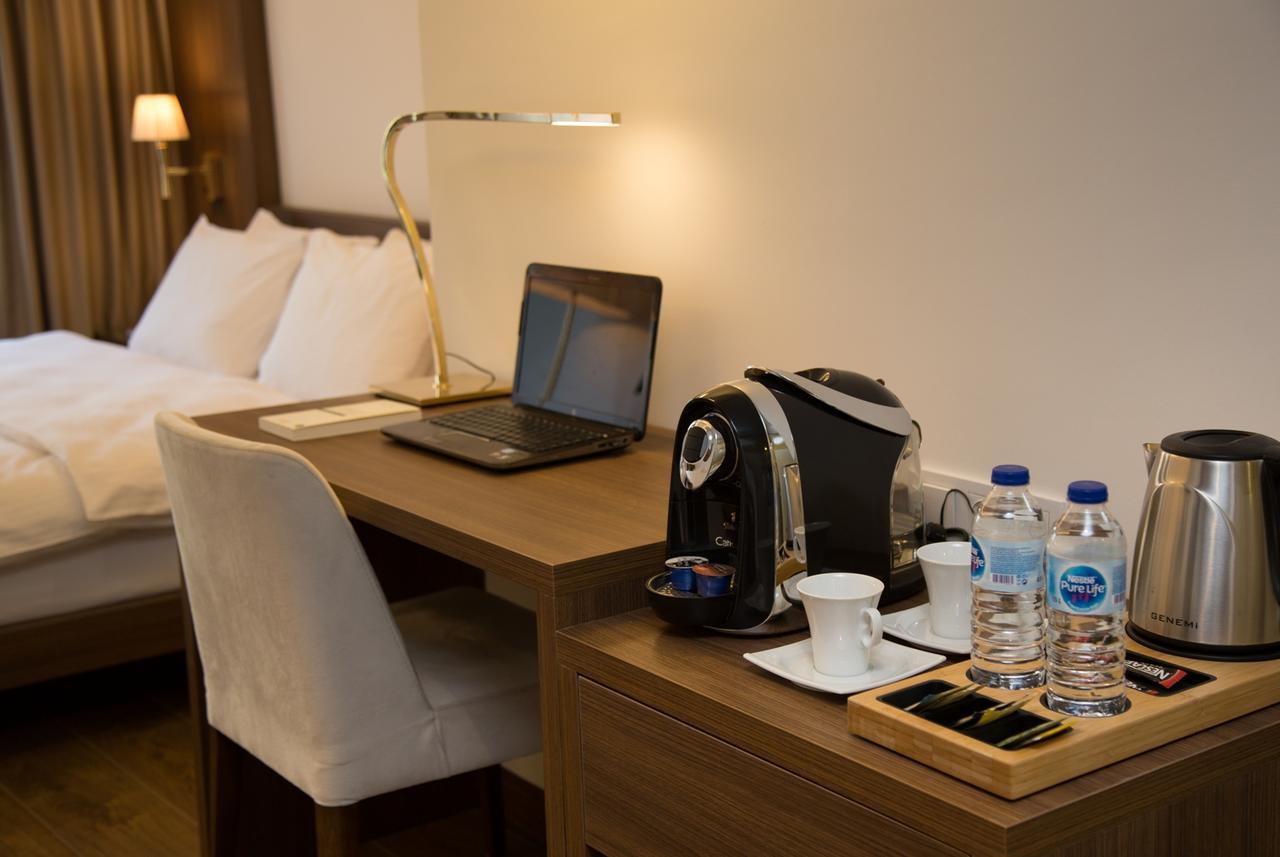 Tn&Co Exclusive Cip Suites And Primeclass Rooms (Adults Only) มูกลา ภายนอก รูปภาพ